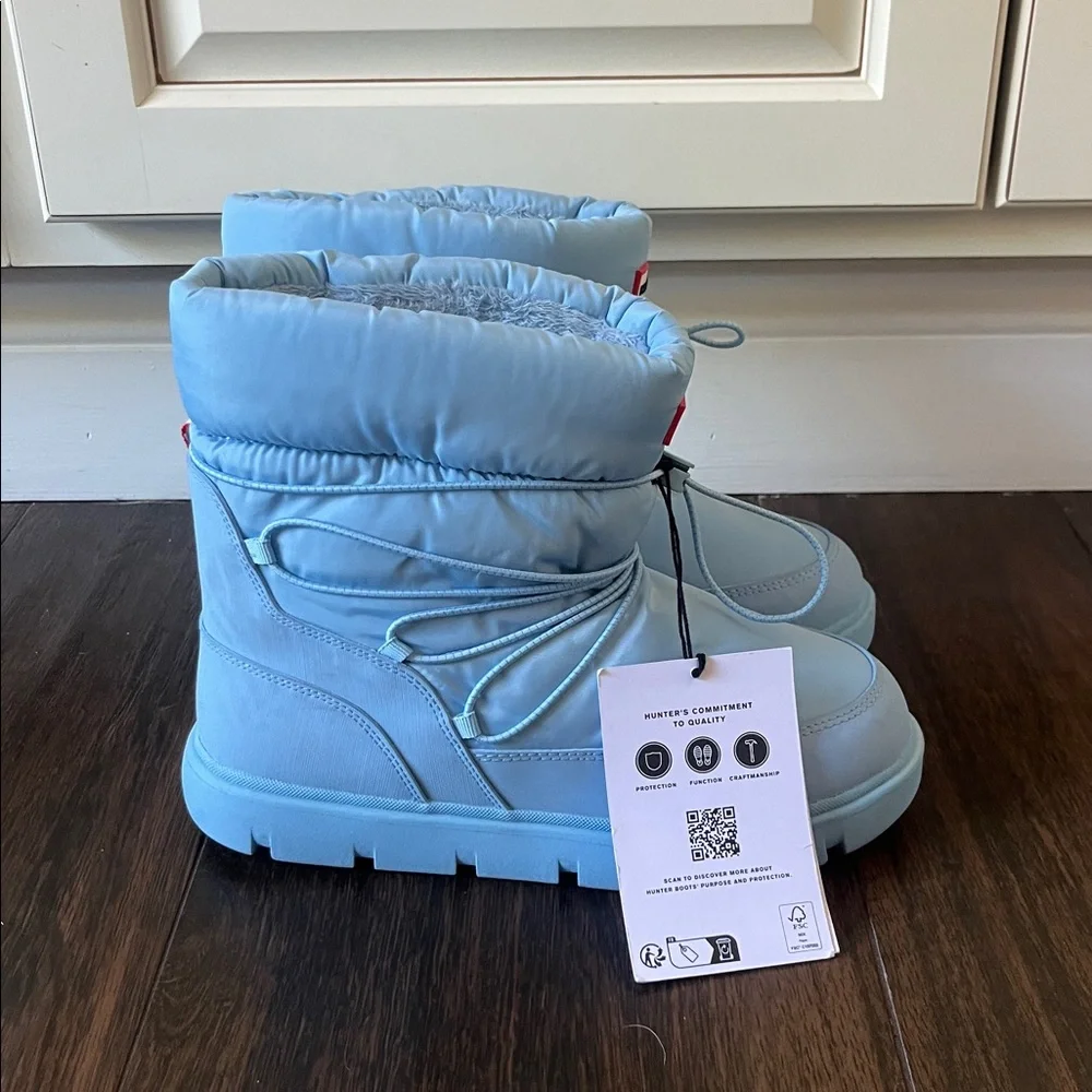 NWT Hunter Cozy Waterproof Boots